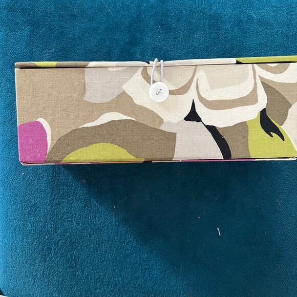 Lot of 3 Vera Bradley hand painted floral glass Christmas tree ornaments retired - Picture 8 of 9